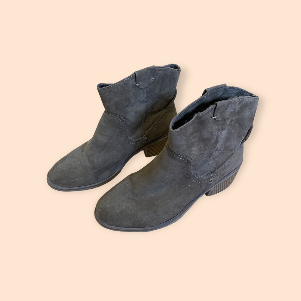Merona Vegan Suede Boots Size 7